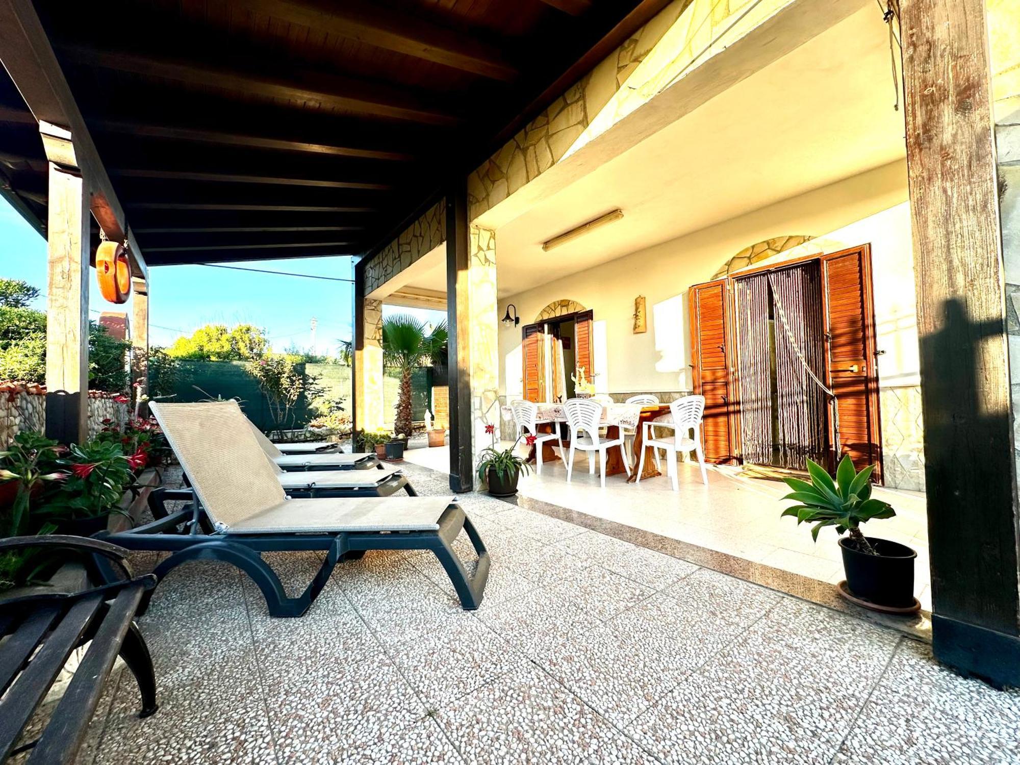 Casa Del Sole Apartamento Campofelice Di Roccella Exterior foto